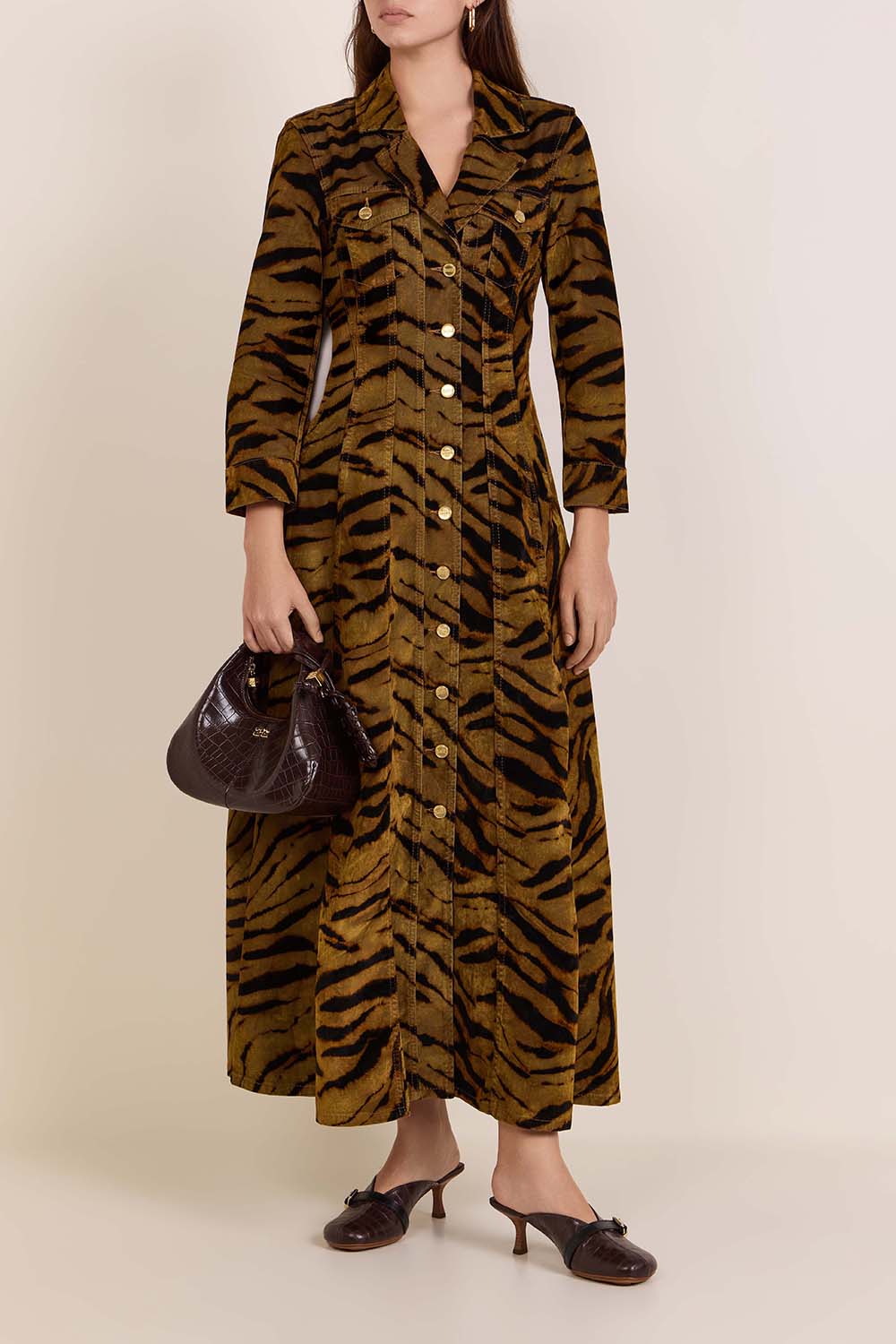 שמלת מקסי בהדפס טייגר פלוק